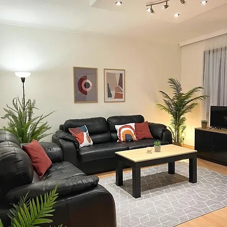 Apartment Charming 2 Bedroom Skopje